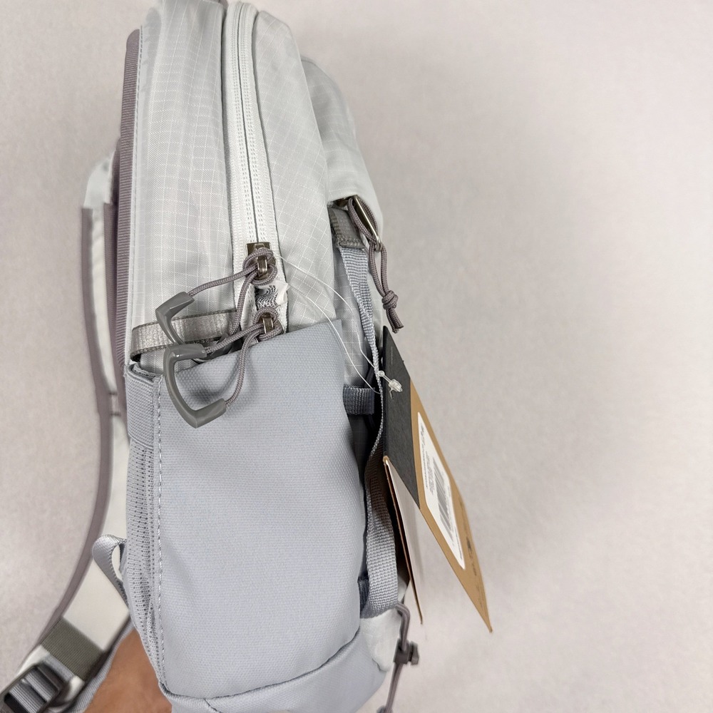 The North Face Borealis Mini Backpack Pearl Stone Grey / 10L NEW - Picture 4 of 6